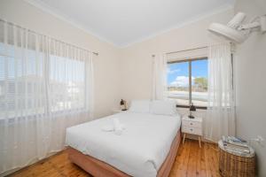 Manning Point Heights Upstairs