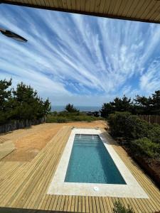 Vista Frente al Mar "Travesiaustral-Tunquén"