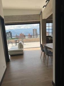 Apartamento 406 Poblado Cerca al CC El Tesoro