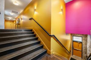 Opulent Loft on Main St -Walk to Stone Mtn Park!