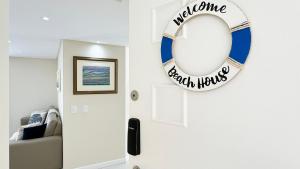 Cobertura com Piscina na praia de Bombas - BOM003