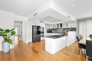 10 Majestic Maylands 4brwalk To River! - أسكوت