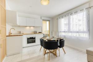 Appartement Moderne T2 Proche PARIS Parking