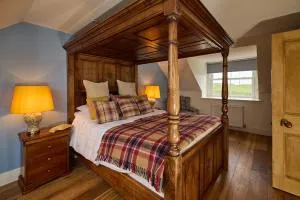 ISLE OF GIGHA FARM HOUSE - Polloch