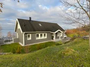 Flott og innholdsrik enebolig - SKI VM 2025 - Haugan