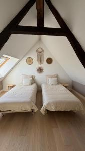 Maisons de vacances LAOUEN - grande maison de campagne : photos des chambres