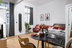 D21 Art Vintage Old Town