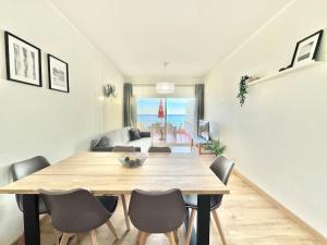 Sea Front 180º View with AC and WiFi