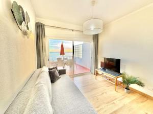 Sea Front 180º View with AC and WiFi