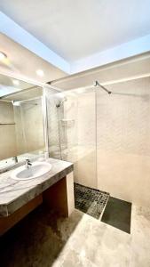 Amazing one bad apartment El Duque