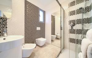 Holiday house with a swimming pool Krk - 23580