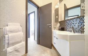 Holiday house with a swimming pool Krk - 23580