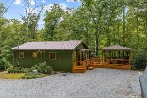 Beside Still Water 2 - 2 Bedrooms, 2 Baths, Sleeps 6 home - Jenkins Mill