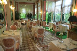 Hotels Belle Isle Sur Risle - Chateau Hotel & Spa : photos des chambres