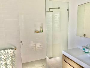 Sea Palms Beach House with pool