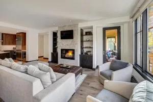 Elkhorn Lodge - 埃文