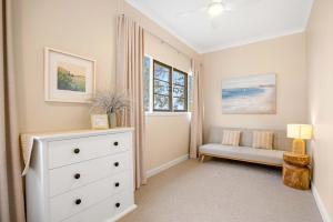 Tribal Tides - waterfront cottage, pet friendly