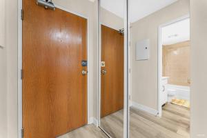 Beautiful City Two Beds Suite with Free Parking