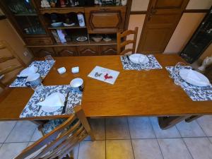 B&B / Chambres d'hotes Gite et camping a la ferme avec espace detente - Profitez de la campagne du Berry - FR-1-591-558 : photos des chambres
