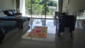 Veloche Karon - 查龙