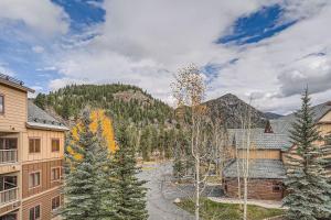 2263 Red Hawk Lodge condo