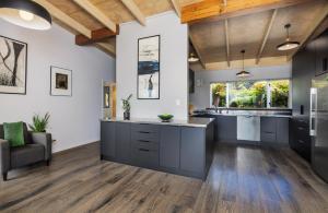 The Green House - Bay of Islands Holiday Home