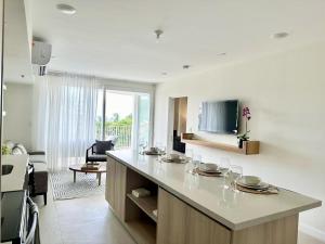 J-PacP506 condo