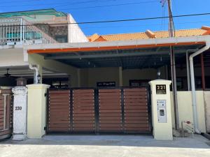 YHT Homestay Semporna centre