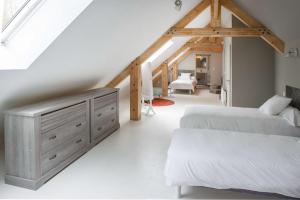 Maisons de vacances Maison chauvet 4 epis 10-12 pers aux monts-verts : photos des chambres