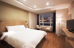 Crown Harbor Hotel Busan