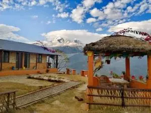 Astam cottage resort - Ghāchak