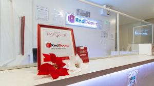 RedDoorz near Fernwoods Garden Quezon City