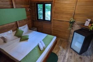 Soul wood Cabin with open air bathroom