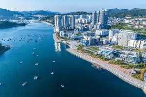 Yeosu Castle D Art - Ungch'ŏn-ni