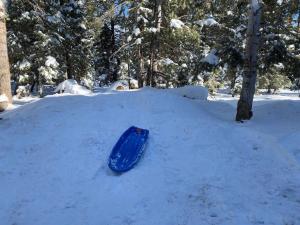 One of a Kind Cabin, Covered Deck, Spa, and Games