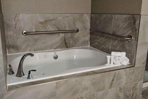 Radisson Hotel Edmonton Airport