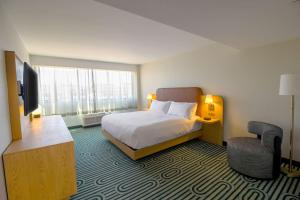 Doubletree By Hilton Clarksville Riverview