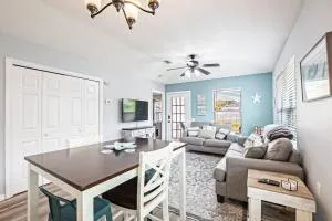 Surfside Cottage - Charming Quiet 3BD 2BA House - Private Beach Access, Close to Navarre Beach & Gulf Breeze Zoo - غولف بريز