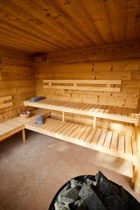 Chalets chalet la forgerie Piscine Jacuzzi Cinema : photos des chambres