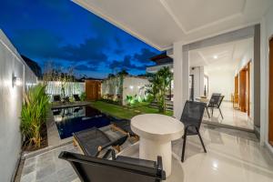 Viewbali 2- Modern Villa with Stunning Rooftop Views