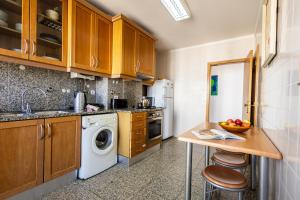 Beachfront 3bdr apt on Marginal Boulevard