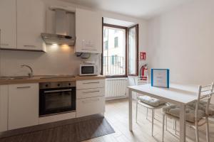 Residenza Capriolo 28 - F&L Apartment