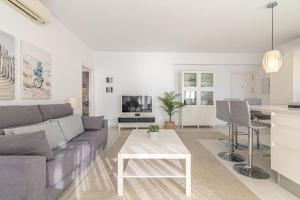 Cozy 2 Bedroom with magic sea view