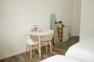 EMI Homestay - Gần Bùi Viện Quận 1