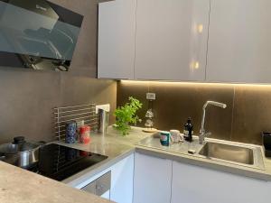 Appartement de standing 4-6 personnes rénové piscine clim Golfe de St Tropez