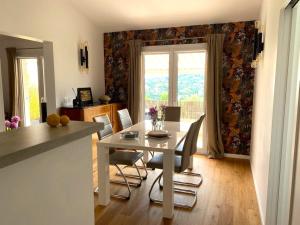 Appartement de standing 4-6 personnes rénové piscine clim Golfe de St Tropez