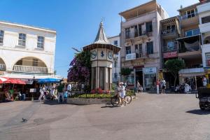 Designed and Modern 2BR Flat In Center Of Buyukada