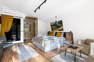 Blisku do Gradot - Riverfront Luxury Cabins