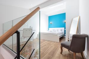 5 FODERE - Magnifique Duplex - Port de Nice - Dernier etage
