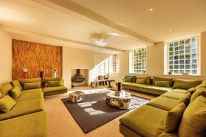 Finest Retreats - ARC Peaks